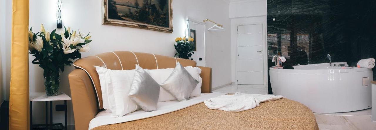 Gregorio VII Luxury Suites San Damaso Rome Exterior photo